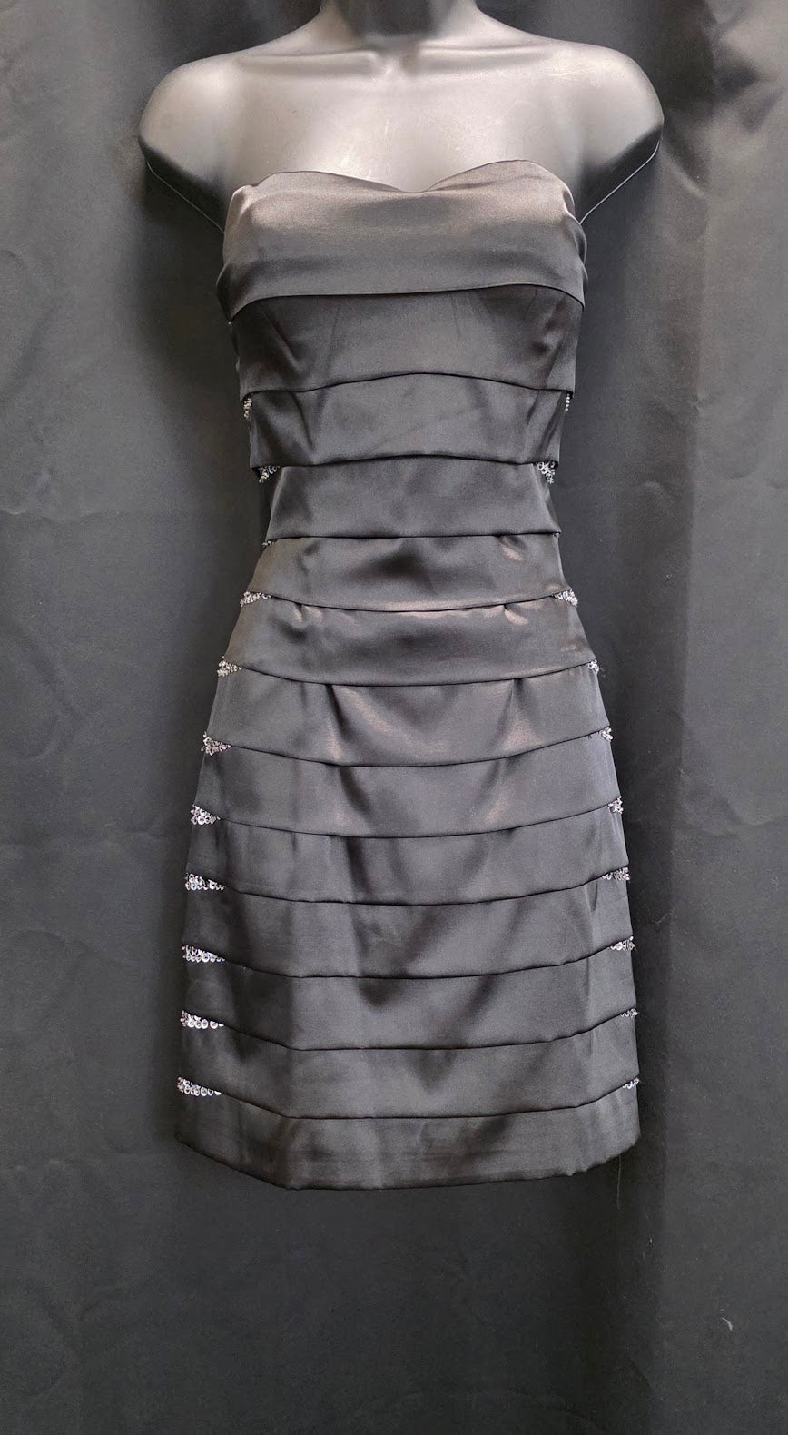 Pleats with Sequin Peak Out Sides