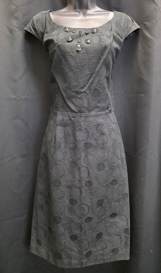 Casual Cap Sleeve Textured Dress with Simple Stones