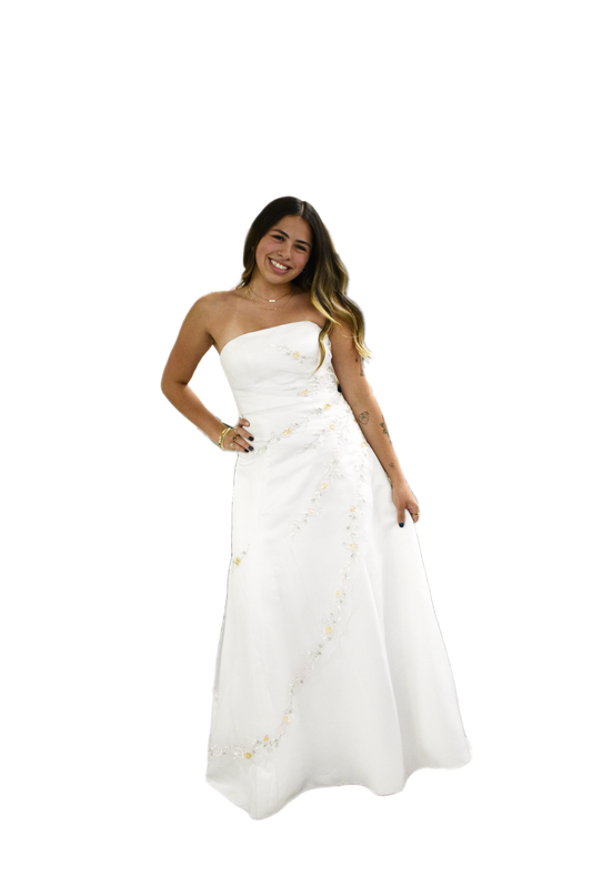 Elegant Strapless A-Line Wedding Dress with Floral Embroidery